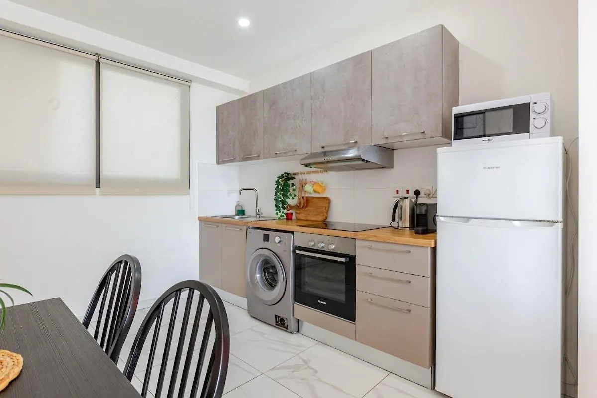 Apartman Best Location In Larnaca 100M From The Beach Ciprus